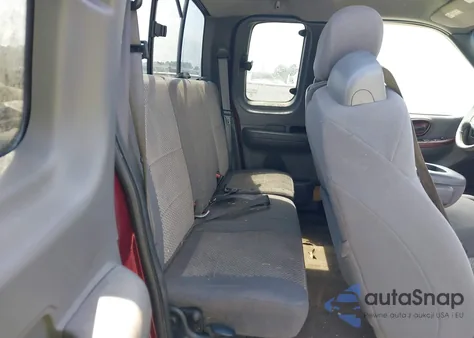 2003 Ford F-150 Lariat/Xl/Xlt z USA, uszkodzony, nr VIN 2FTRX18L63CA45335